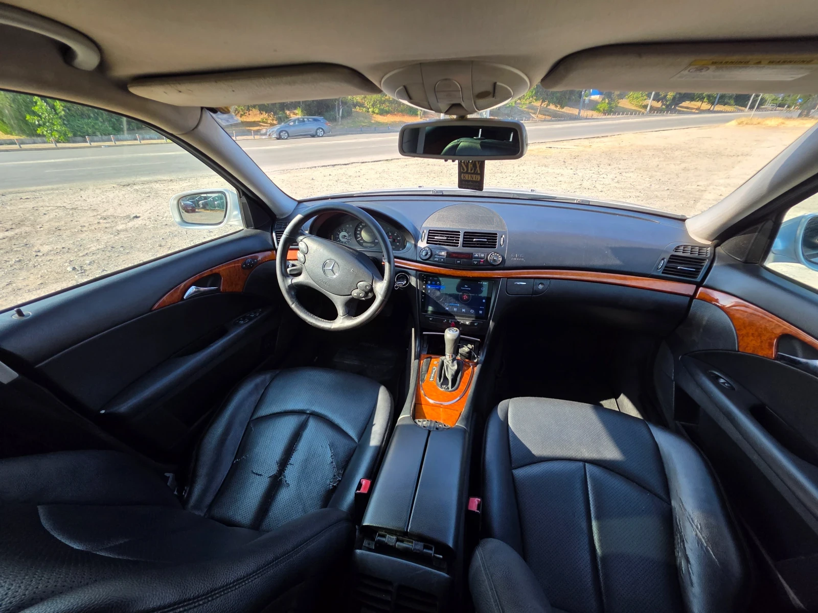 Mercedes-Benz E 200 2.2 CDI AUTOMATIC , снимка 11 - Автомобили и джипове - 55770825