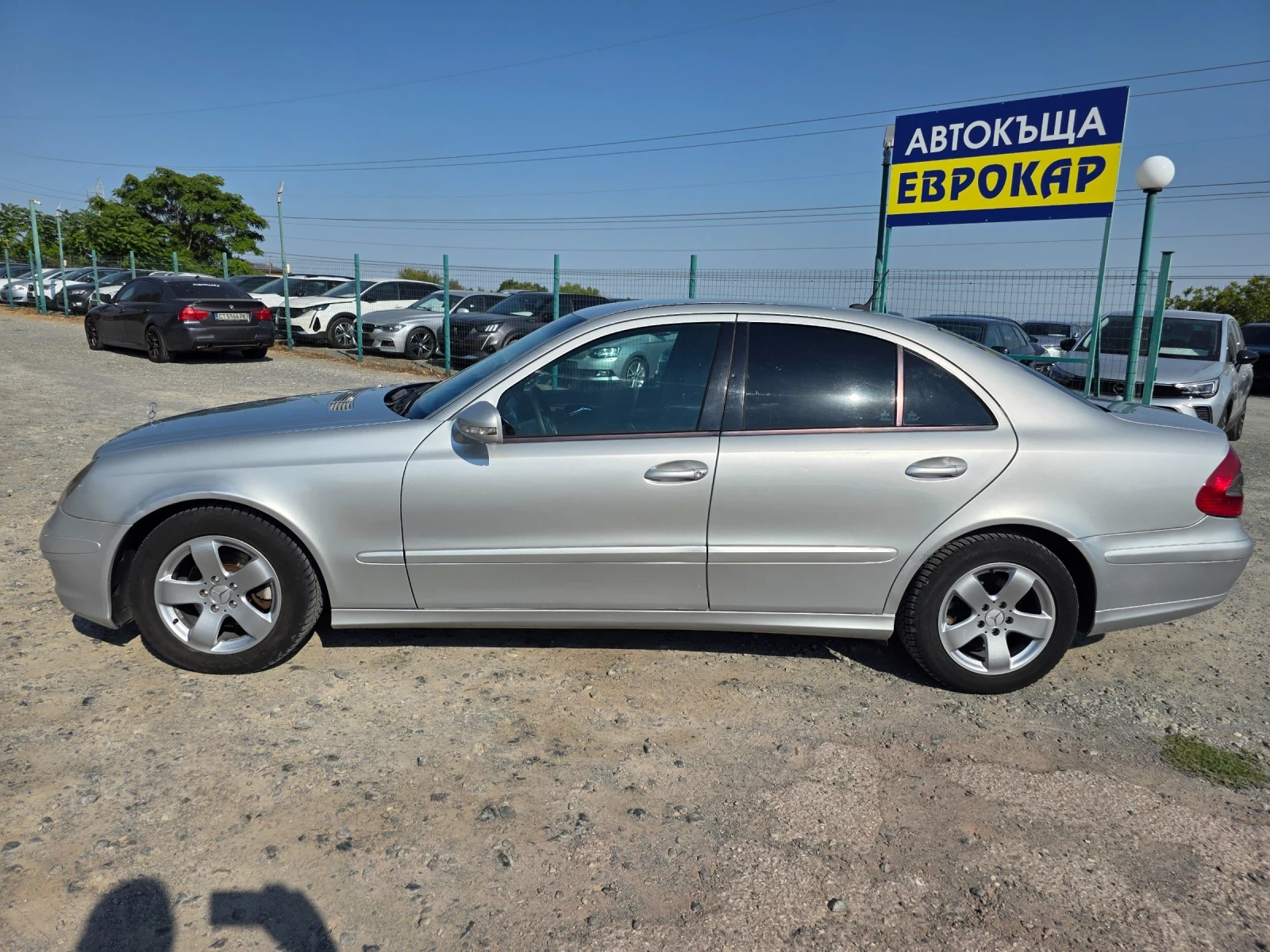 Mercedes-Benz E 200 2.2 CDI AUTOMATIC , снимка 7 - Автомобили и джипове - 55770825
