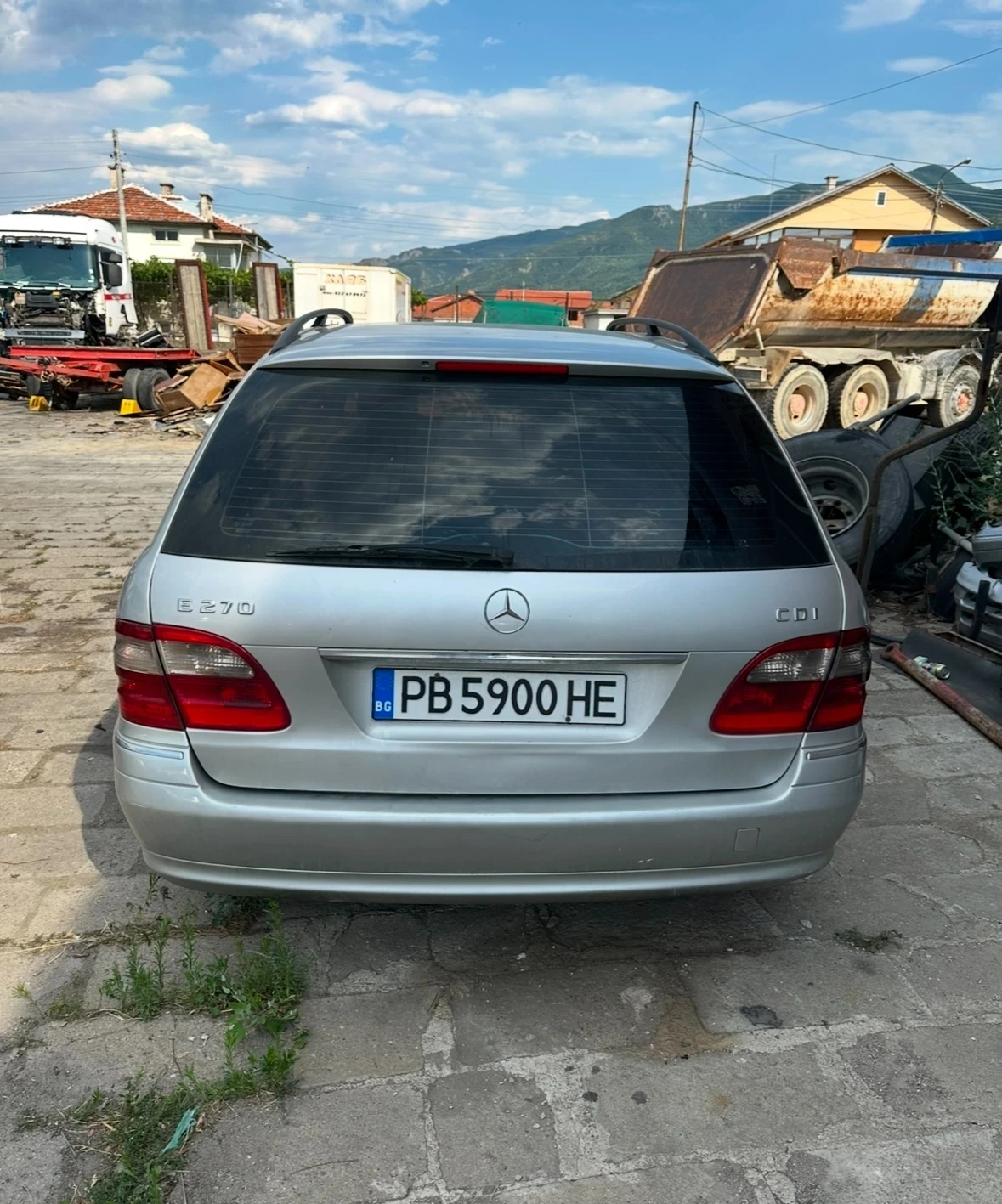 Mercedes-Benz E 270, снимка 3 - Автомобили и джипове - 55920818