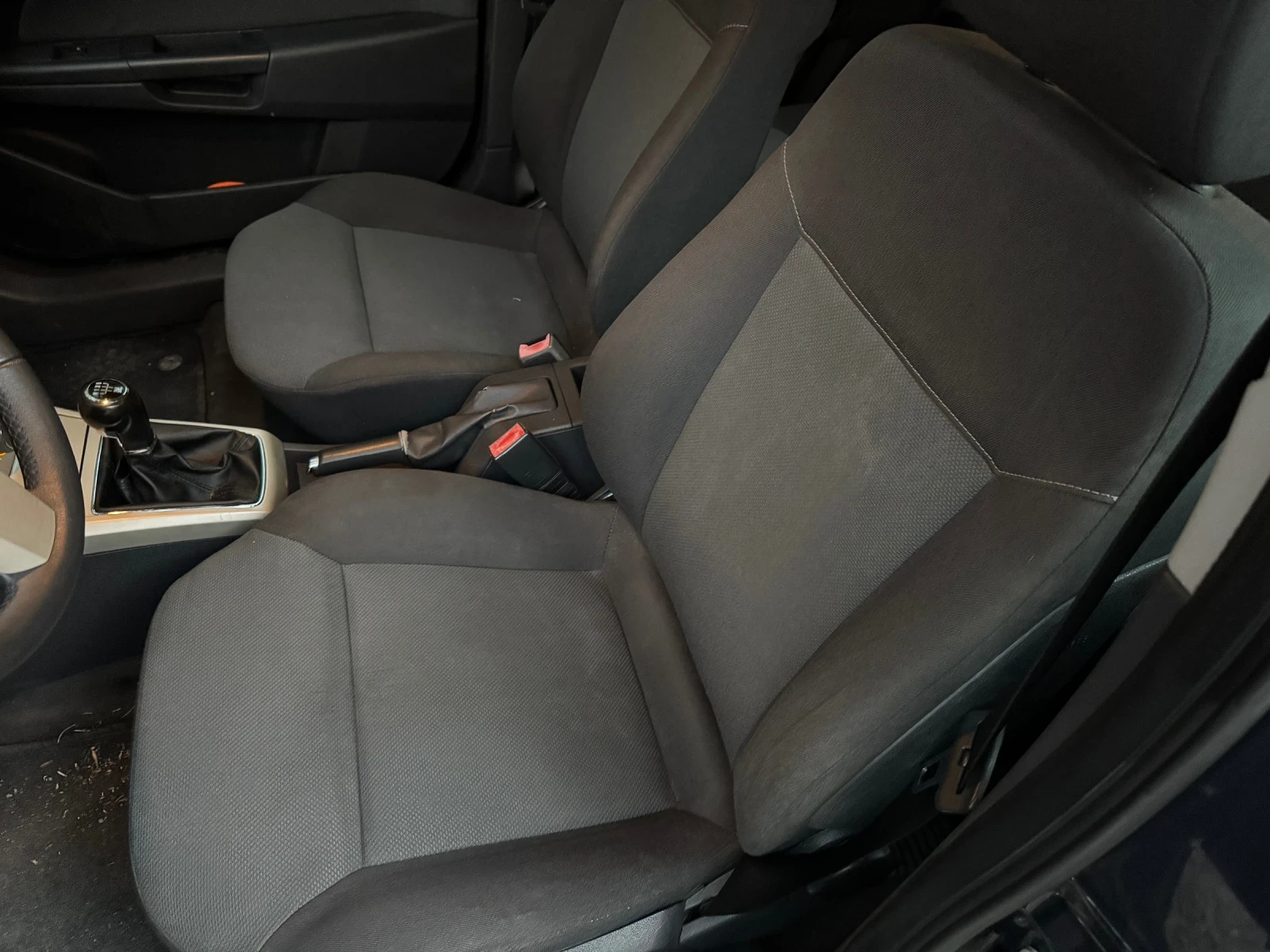 Opel Astra 1.6i 16v 105ps, снимка 11 - Автомобили и джипове - 56037917