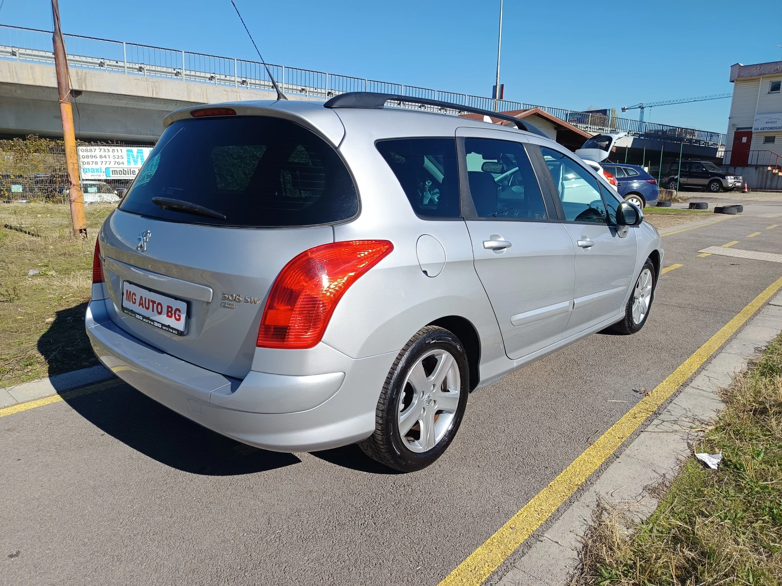 Peugeot 308 1.6 E-HDI, снимка 7 - Автомобили и джипове - 56124041
