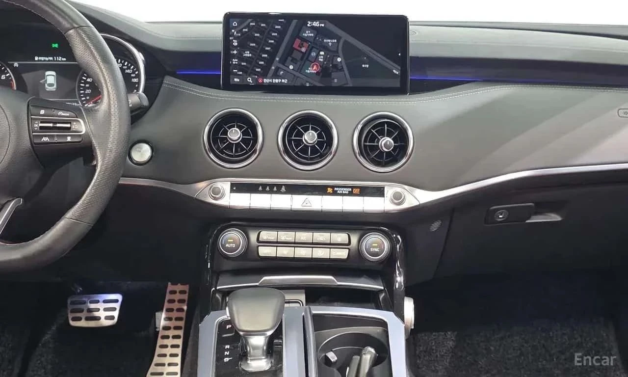 Kia Stinger, снимка 14 - Автомобили и джипове - 56730453