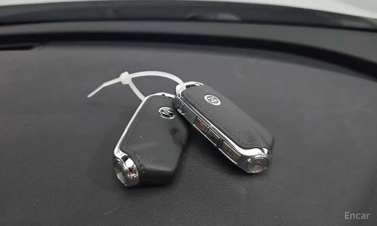Kia Stinger, снимка 17 - Автомобили и джипове - 56730453