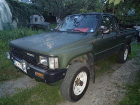     Toyota Hilux 4 x4