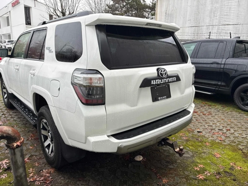 Toyota 4runner * 4WD * CARFAX * БЕЗ ПЪРВОНАЧАЛНА ВНОСКА, снимка 4 - Автомобили и джипове - 52697235