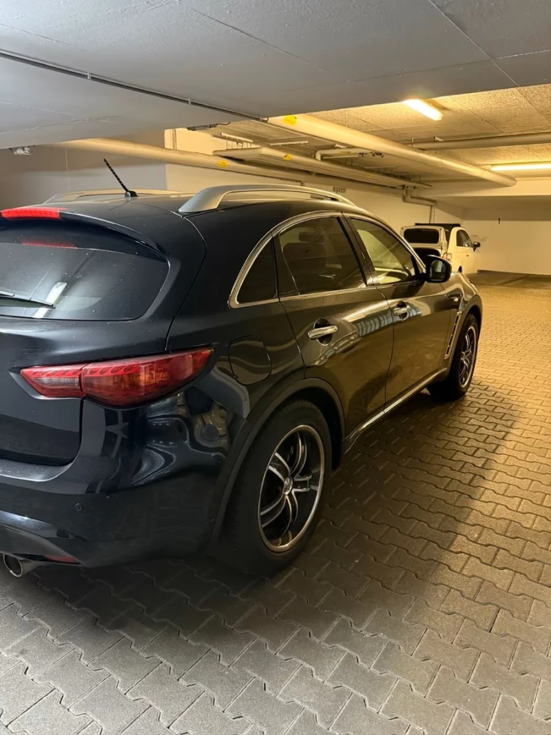 Infiniti Fx 50 S-ГАЗ, снимка 5 - Автомобили и джипове - 53198944