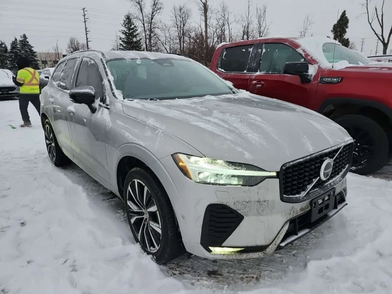 Volvo XC60 * PLUS DARK THEME * CARFAX * PANORAMA * ПОДГРЕВ * , снимка 2 - Автомобили и джипове - 53563772