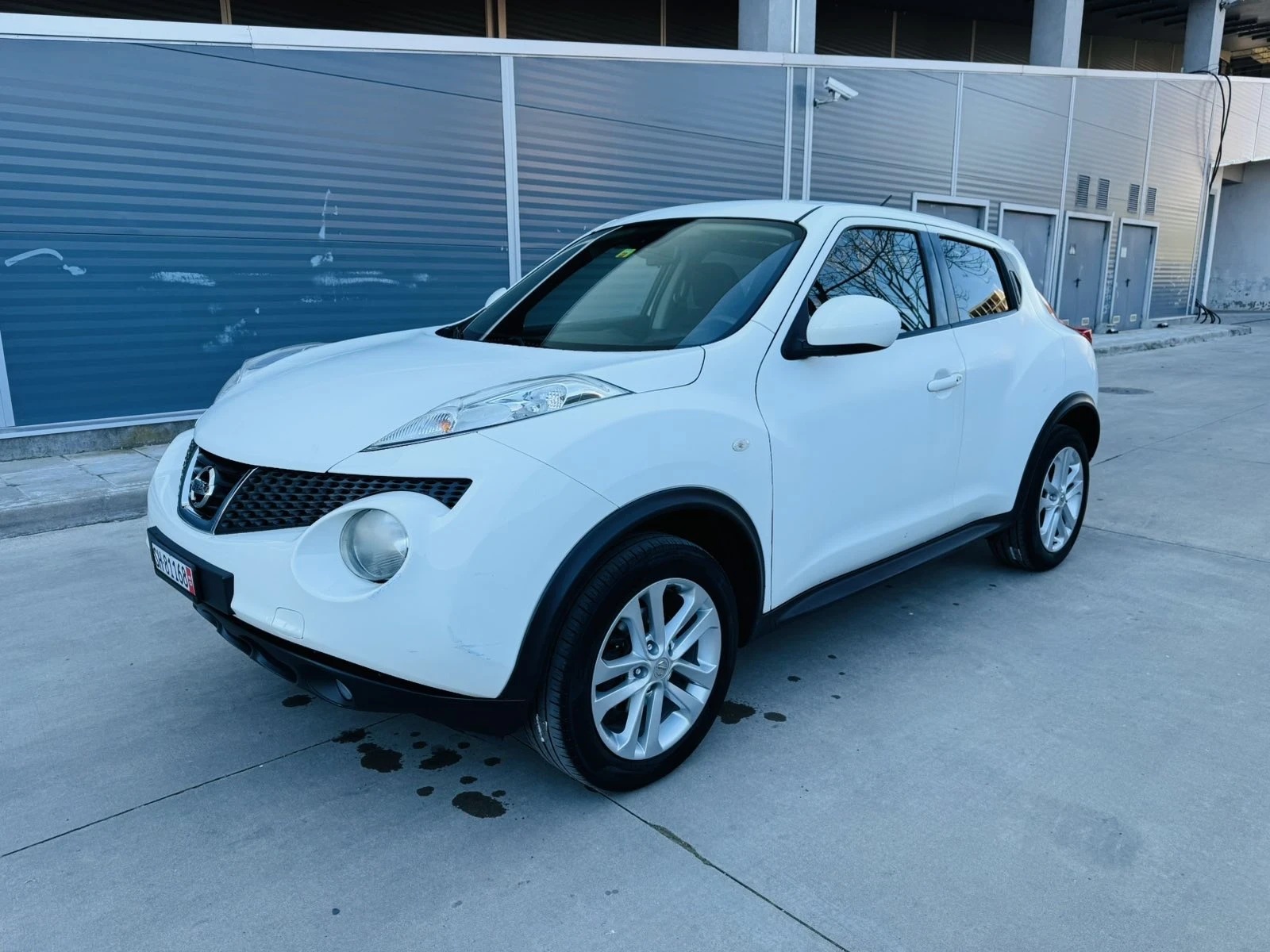 Nissan Juke 1.6i TEKNA SWISS - изображение 2