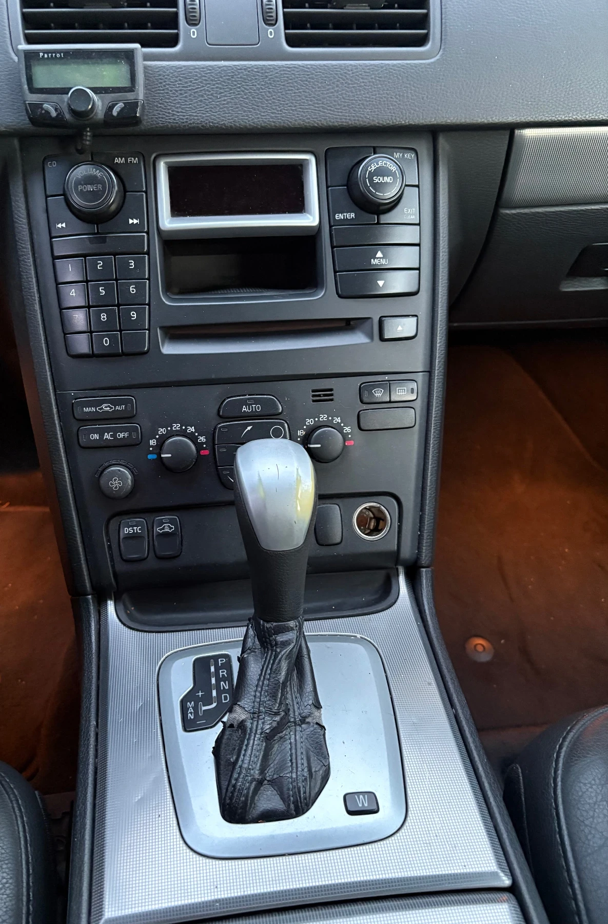 Volvo Xc90 2.4TDI/183ps/СМЕНЕНА СКОРОСТНА КУТИЯ/TOP - изображение 9