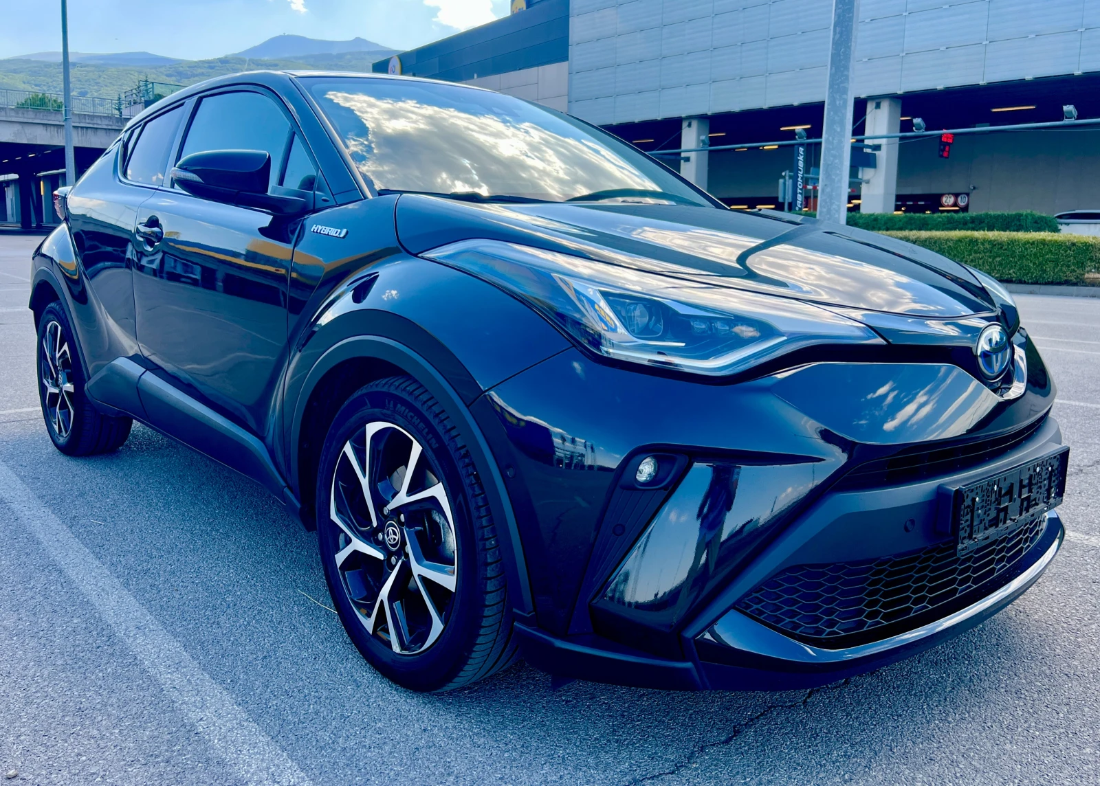 Toyota C-HR 1.8h* FACE* 98000KM* ГАРАНЦИЯ* CAMERA* LED* DISTRO - изображение 7