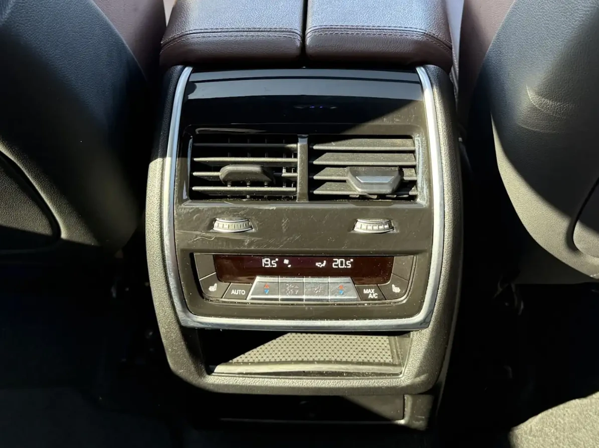 BMW X6 2021 BMW X6 M50i | Mobile.bg   11