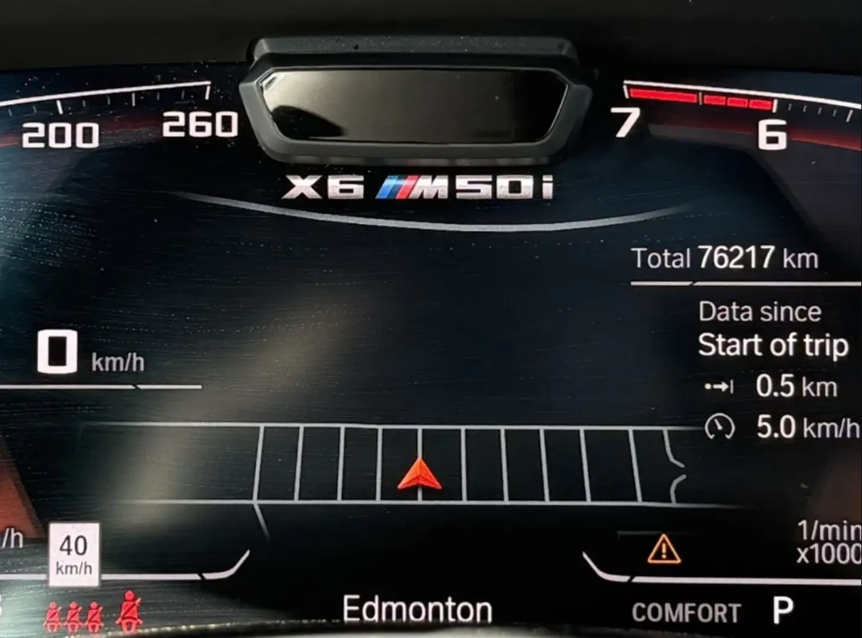 BMW X6 2021 BMW X6 M50i - изображение 9