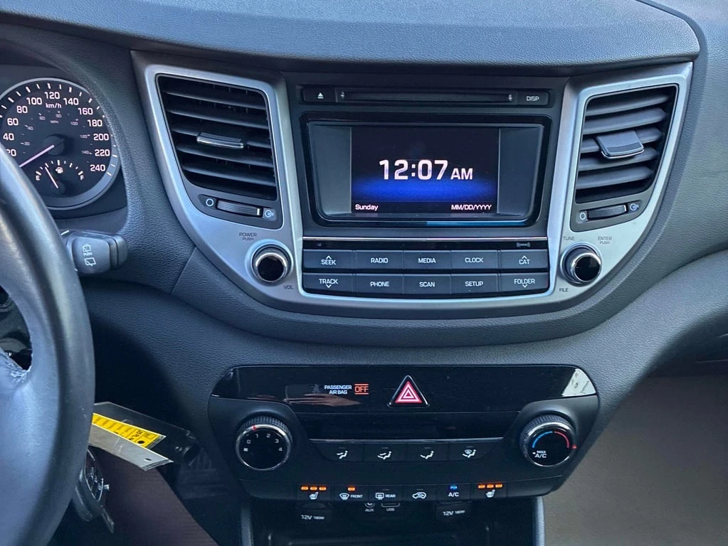 Hyundai Tucson 2016 Premium * CARFAX * БЕЗ ПЪРВОНАЧАЛНА ВНОСКА - изображение 9