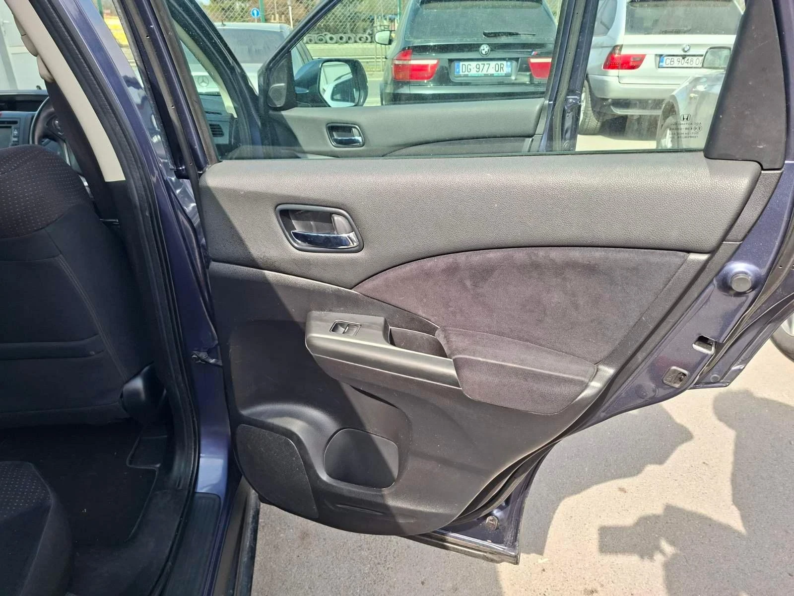 Honda Cr-v, снимка 12 - Автомобили и джипове - 54056034