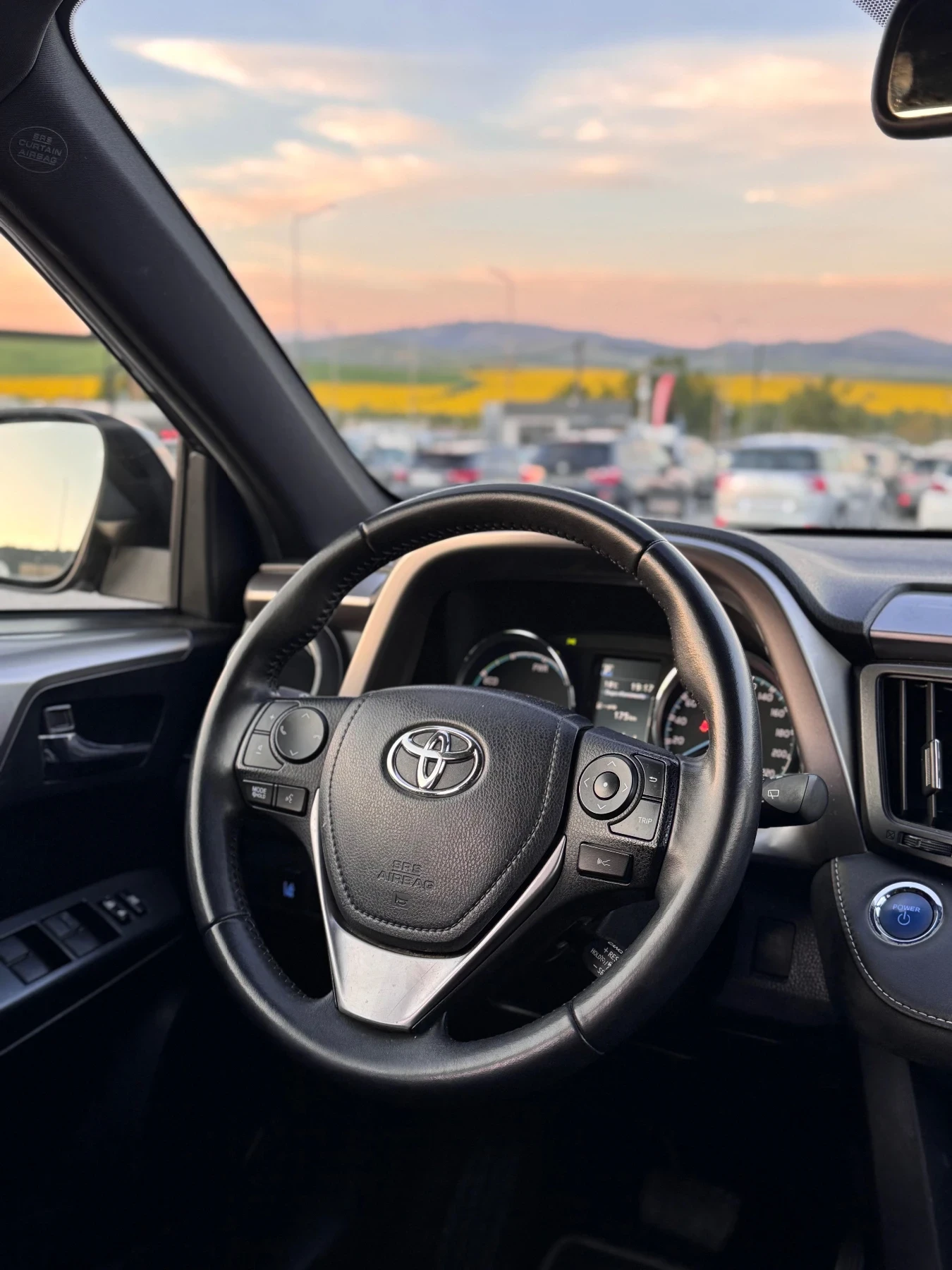Toyota Rav4 4WD/Hybrid/Пълна сервизна история, снимка 10 - Автомобили и джипове - 54416956