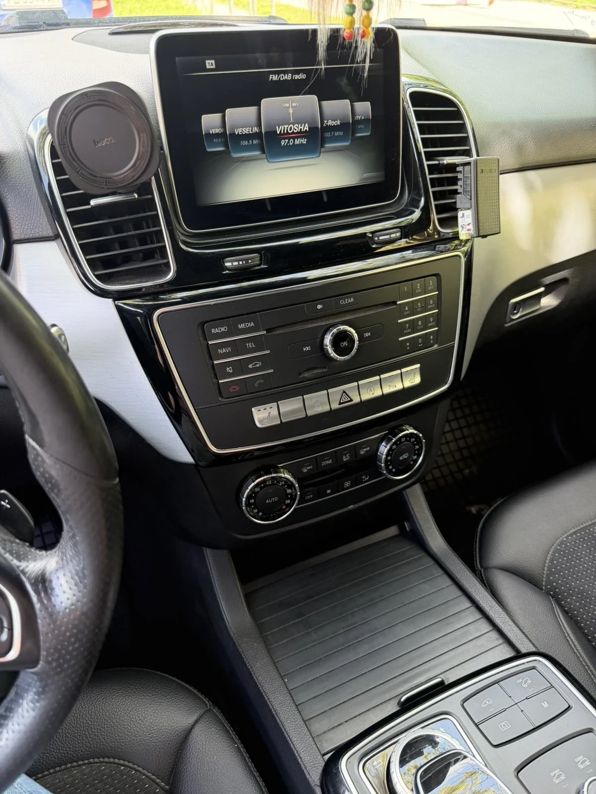 Mercedes-Benz GLE 350 AMG, снимка 2 - Автомобили и джипове - 54542901