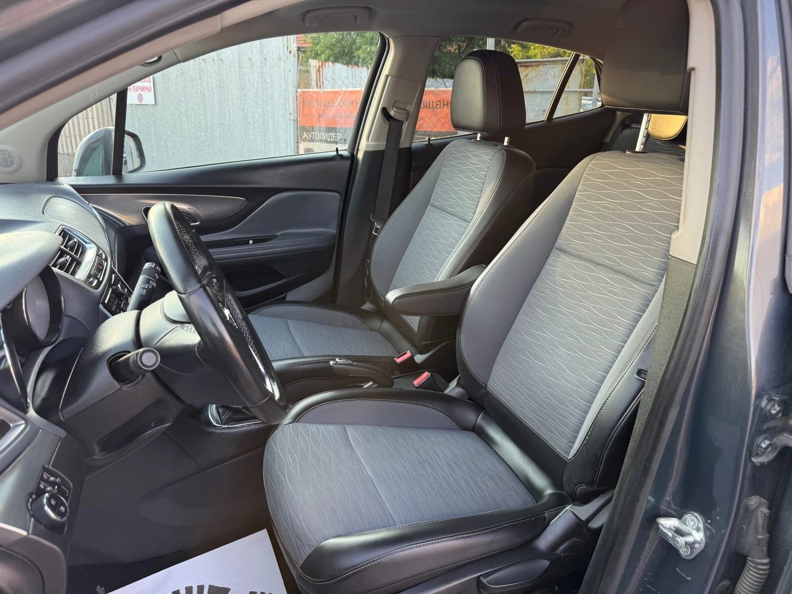 Opel Mokka 1.4i COSMO EURO 6B, снимка 10 - Автомобили и джипове - 55446131