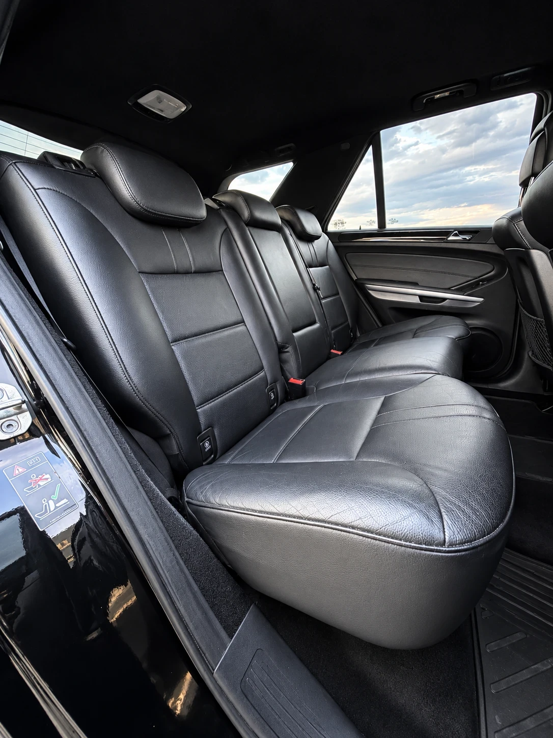 Mercedes-Benz ML 320 4-MATIC| 224HP| FACE| PREMIUM| СОБСТВЕН ЛИЗИНГ, снимка 8 - Автомобили и джипове - 56133491