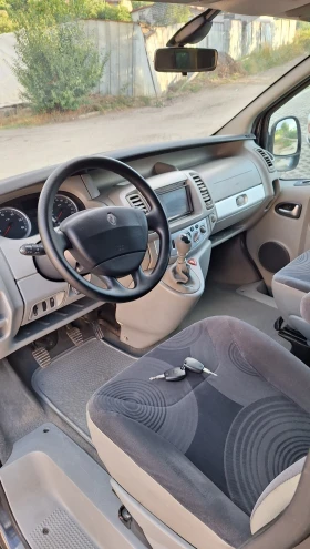 Renault Trafic 7 МЕСТА 2.0 dТi 120кс 6ск КЛИМАТИК , ПЕЧКА, снимка 16