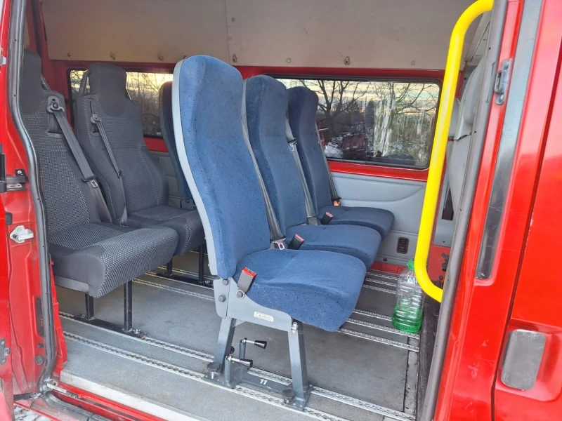 Ford Transit 2.2 TDCI - 8+ 1, снимка 10 - Бусове и автобуси - 53045893