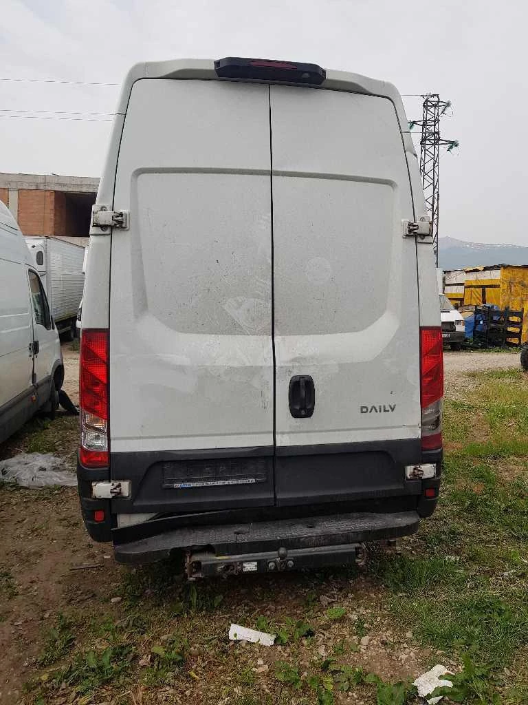 Iveco Daily, снимка 5 - Бусове и автобуси - 46919706