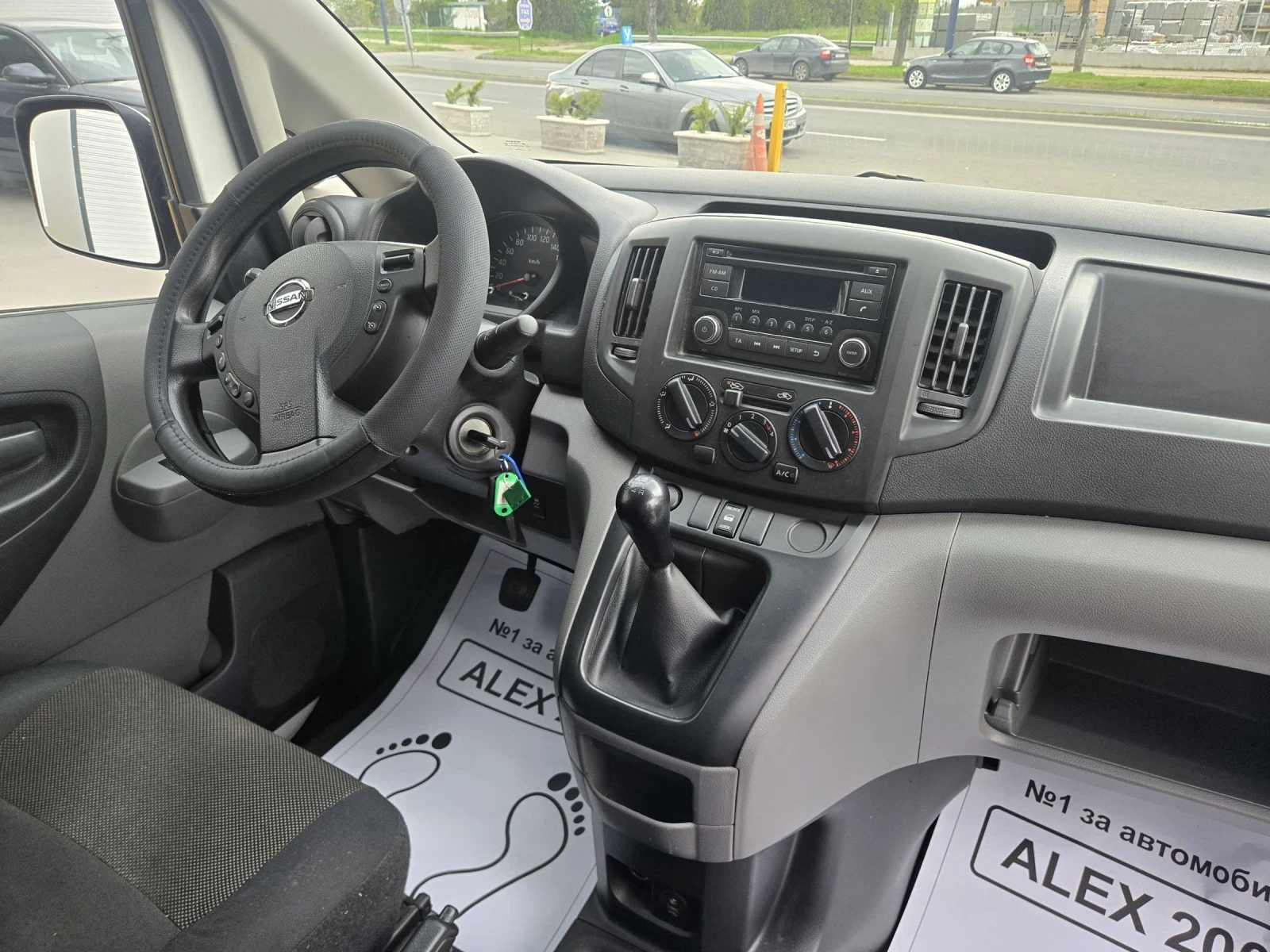 Nissan NV200, снимка 8 - Бусове и автобуси - 54258070