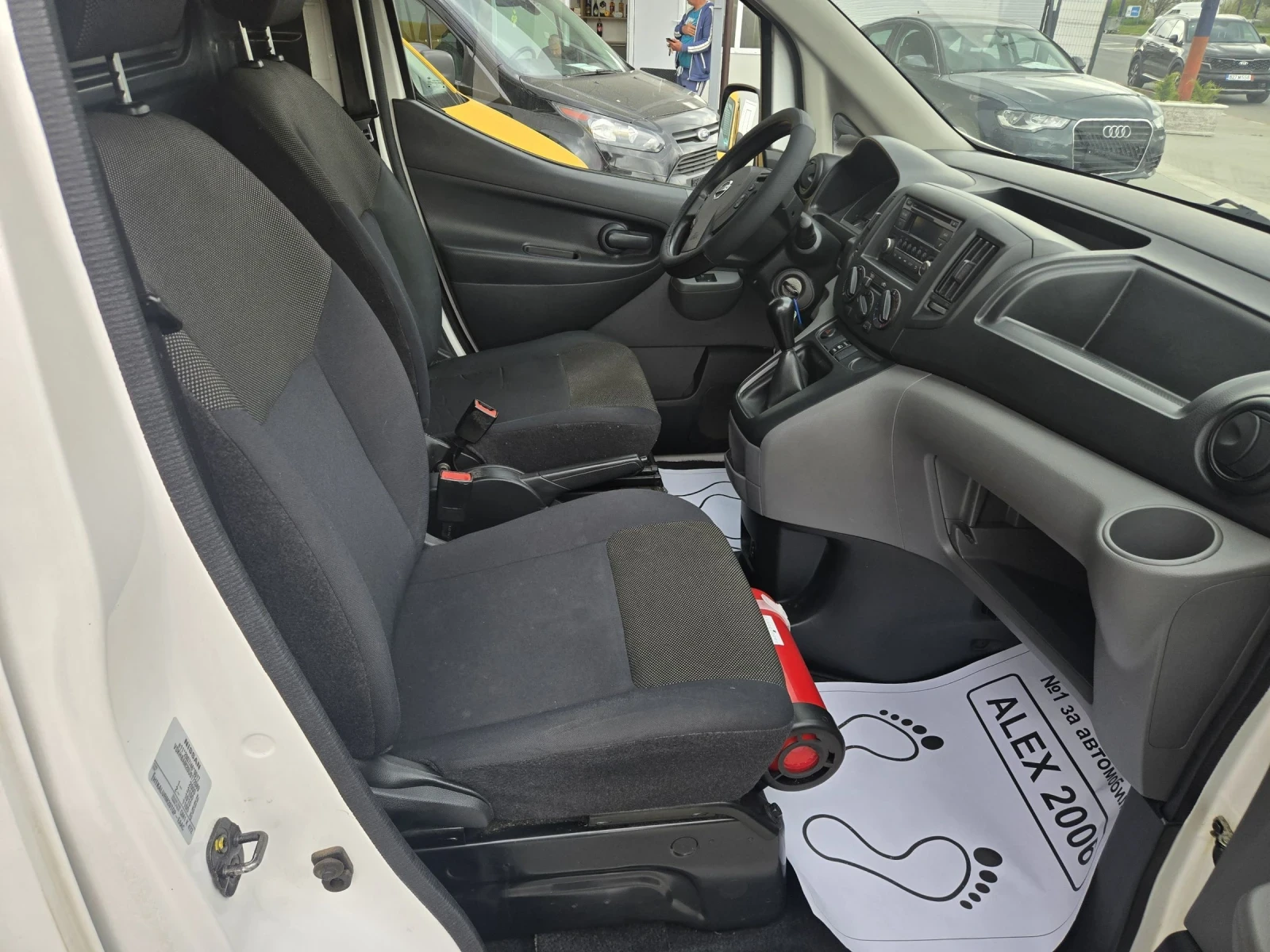 Nissan NV200, снимка 7 - Бусове и автобуси - 54258070
