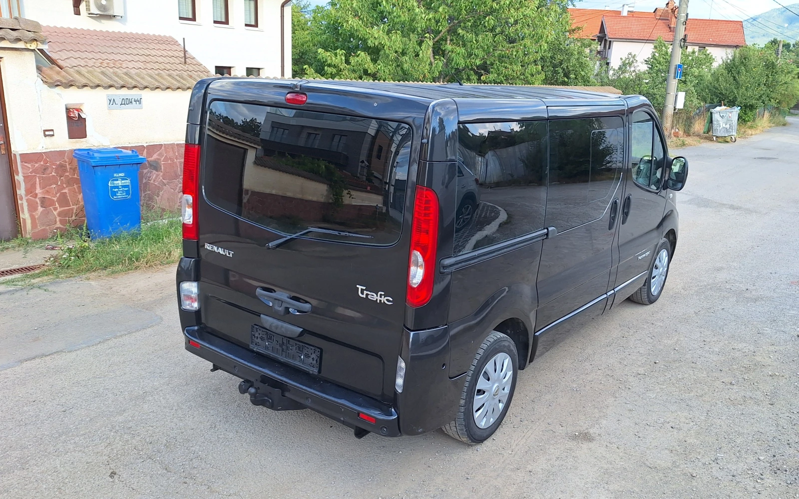 Renault Trafic 7 МЕСТА 2.0 dТi 120кс 6ск КЛИМАТИК , ПЕЧКА, снимка 17 - Бусове и автобуси - 55287382