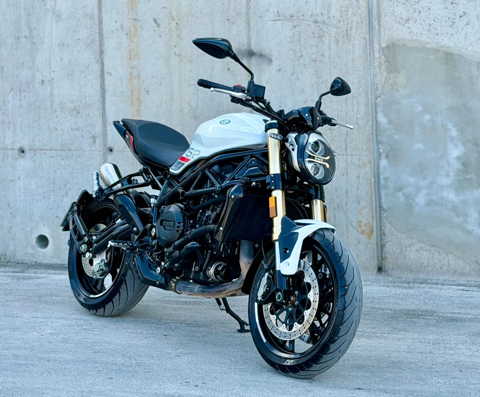 Benelli 750 752s~FULL LED~DIGITAL~8000км!!