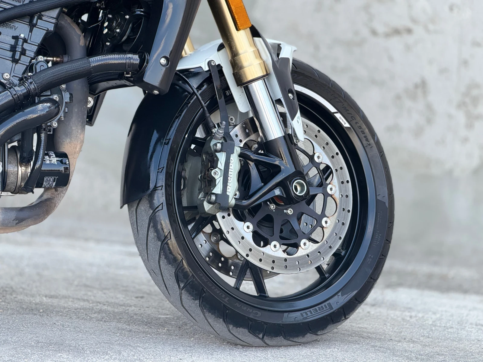 Benelli 750 752s~FULL LED~DIGITAL~8000км!!, снимка 7 - Мотоциклети и мототехника - 55797435