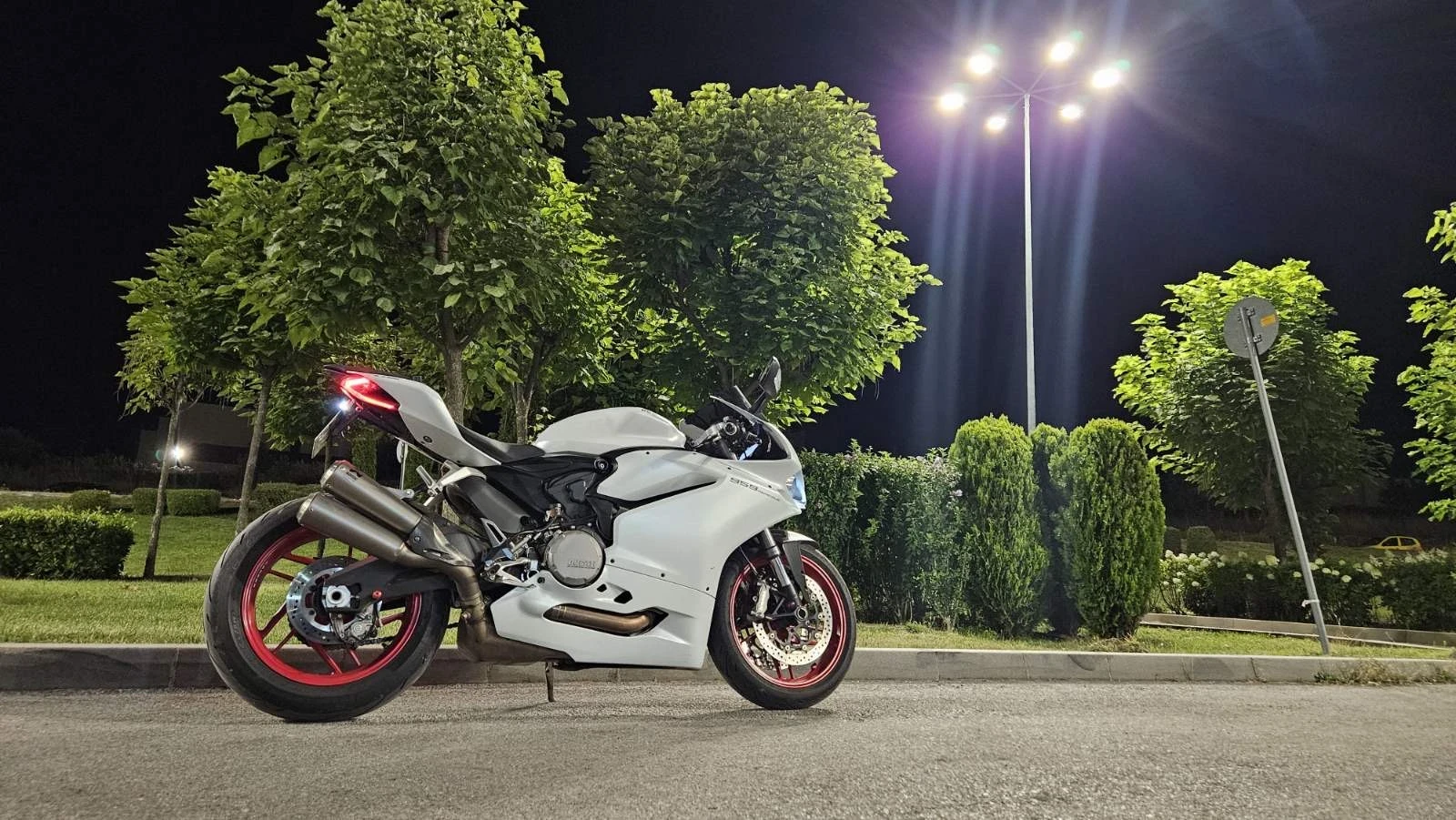 Ducati PANIGALE 959, снимка 8 - Мотоциклети и мототехника - 56087922