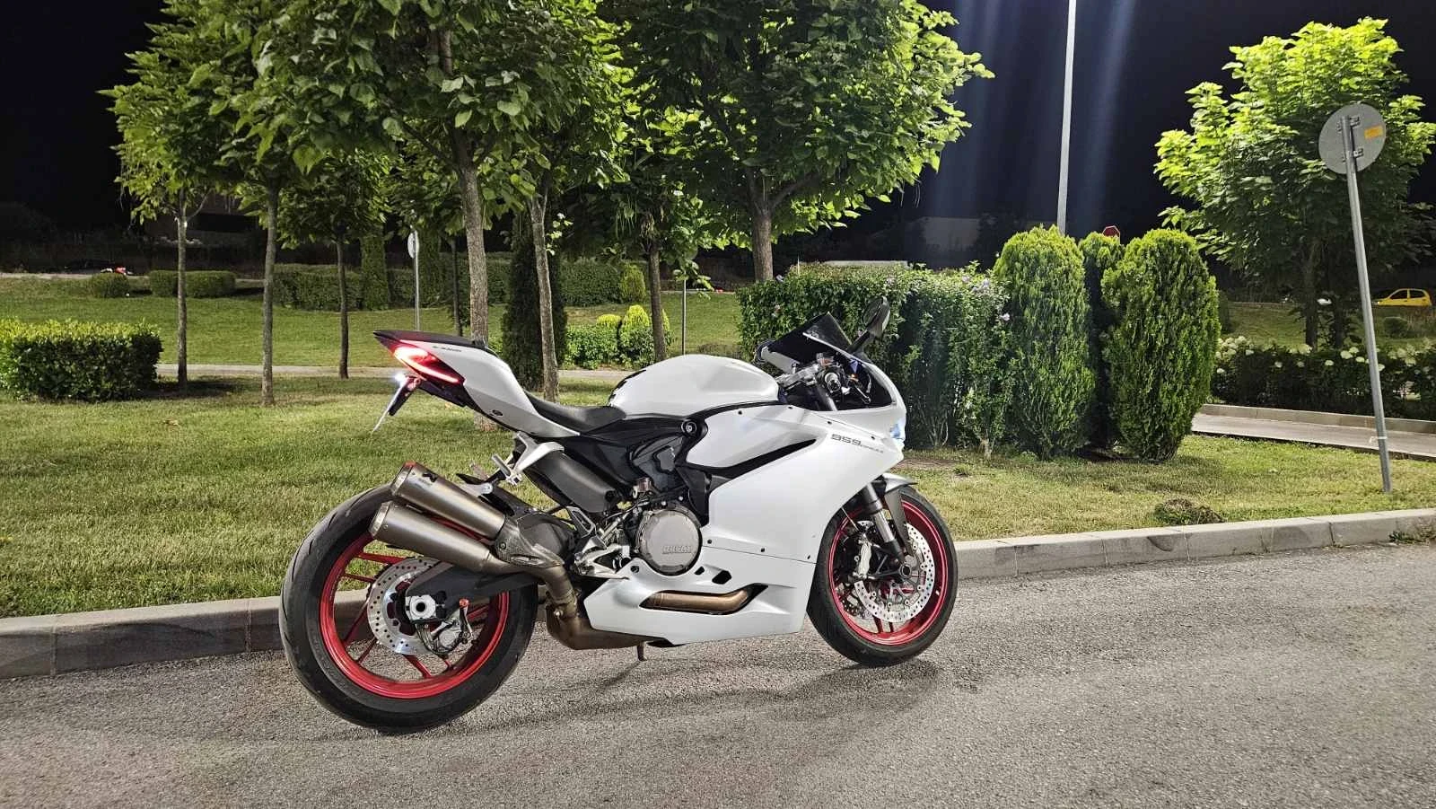 Ducati PANIGALE 959, снимка 11 - Мотоциклети и мототехника - 56087922
