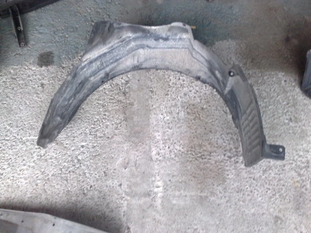 подкалник преден ляв за Мицубиши Спейс Стар 1.3и (з)