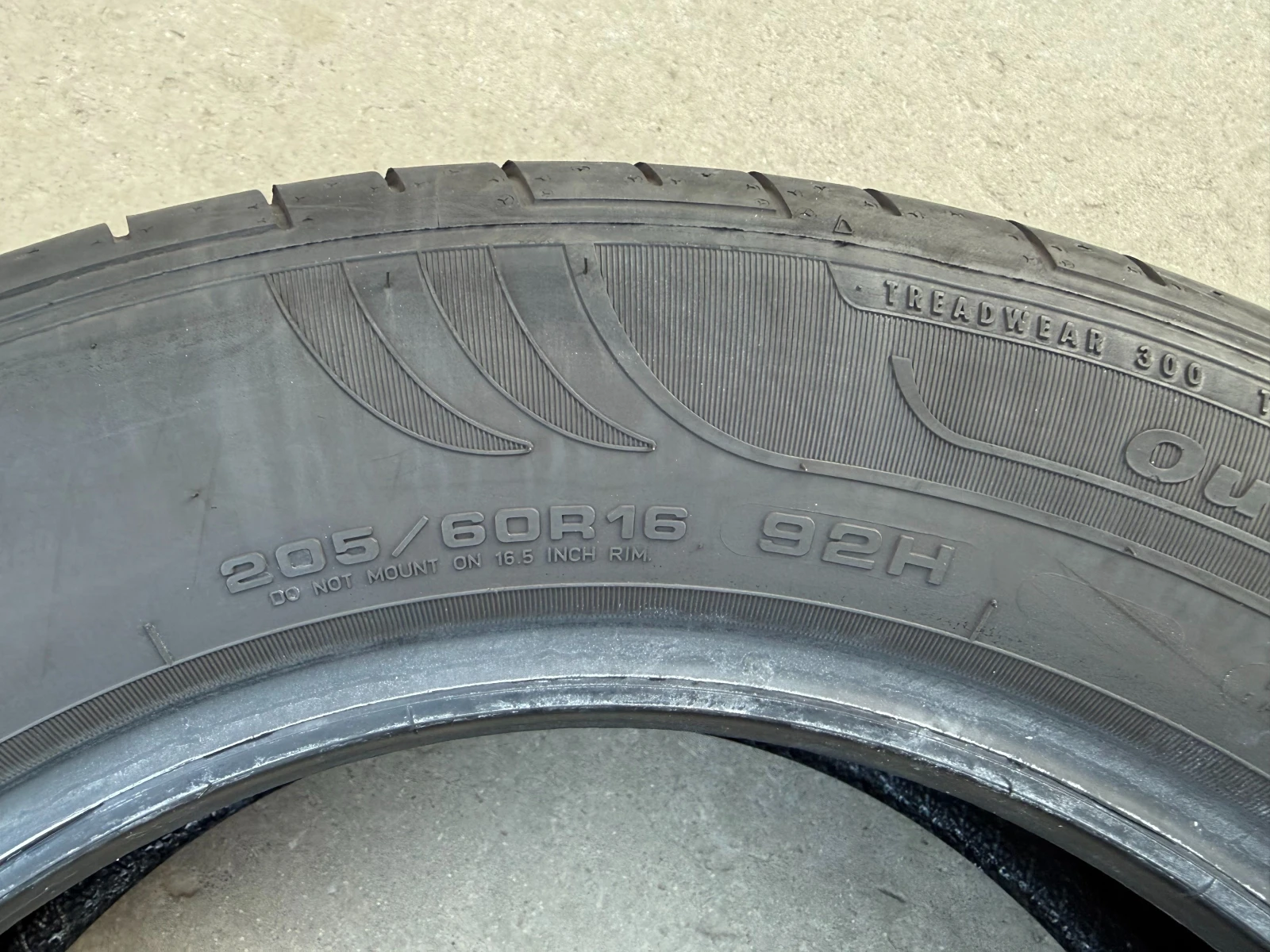 Гуми Летни 205/60R16, снимка 8 - Гуми и джанти - 53837488