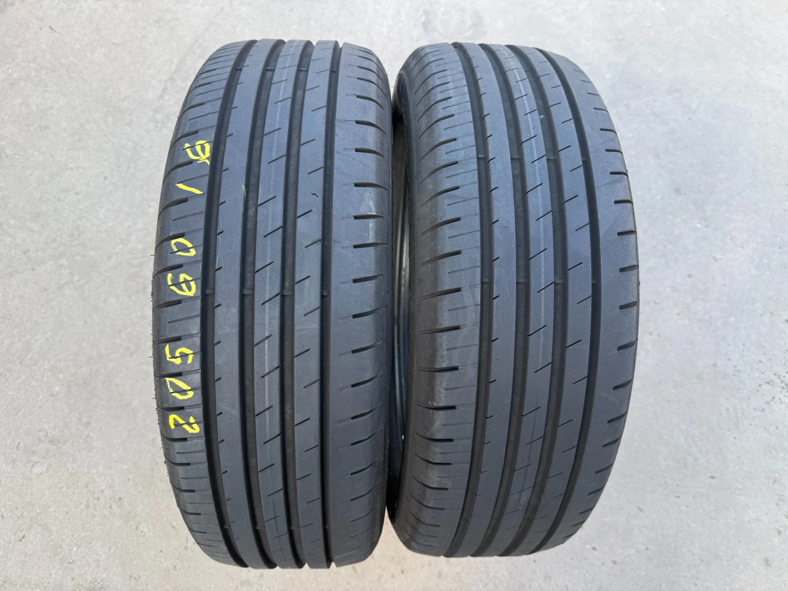 Гуми Летни 205/60R16