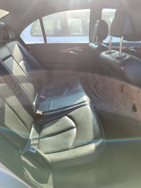 Mercedes-Benz E 200, снимка 8