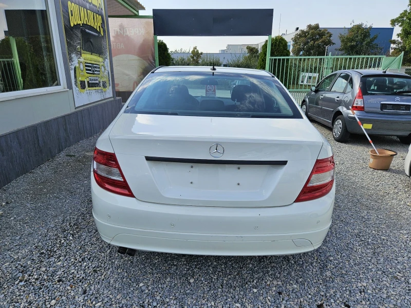 Mercedes-Benz C 200, снимка 5 - Автомобили и джипове - 41478584