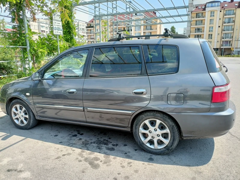 Kia Carens, снимка 5 - Автомобили и джипове - 47337483