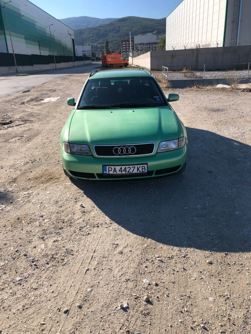 Audi A4, снимка 1 - Автомобили и джипове - 47511869