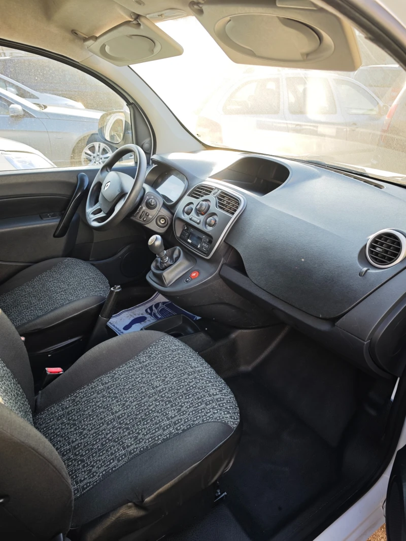 Renault Kangoo 1.2I , снимка 12 - Автомобили и джипове - 49113006