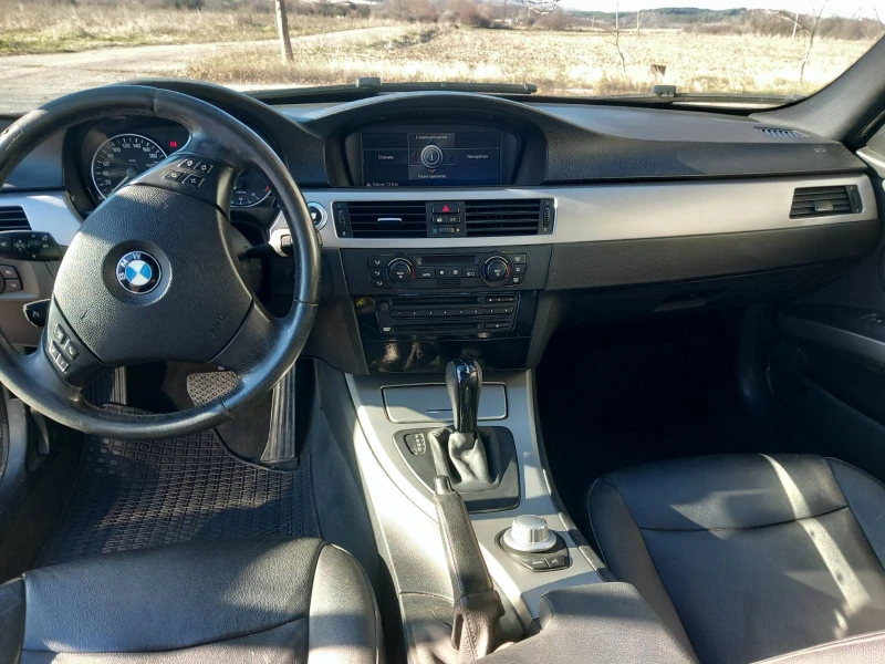 BMW 320 Кожа/Навигация/Автоматик, снимка 5 - Автомобили и джипове - 49217740