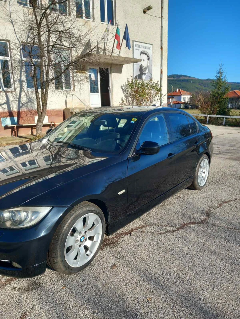 BMW 320 Кожа/Навигация/Автоматик, снимка 15 - Автомобили и джипове - 49217740