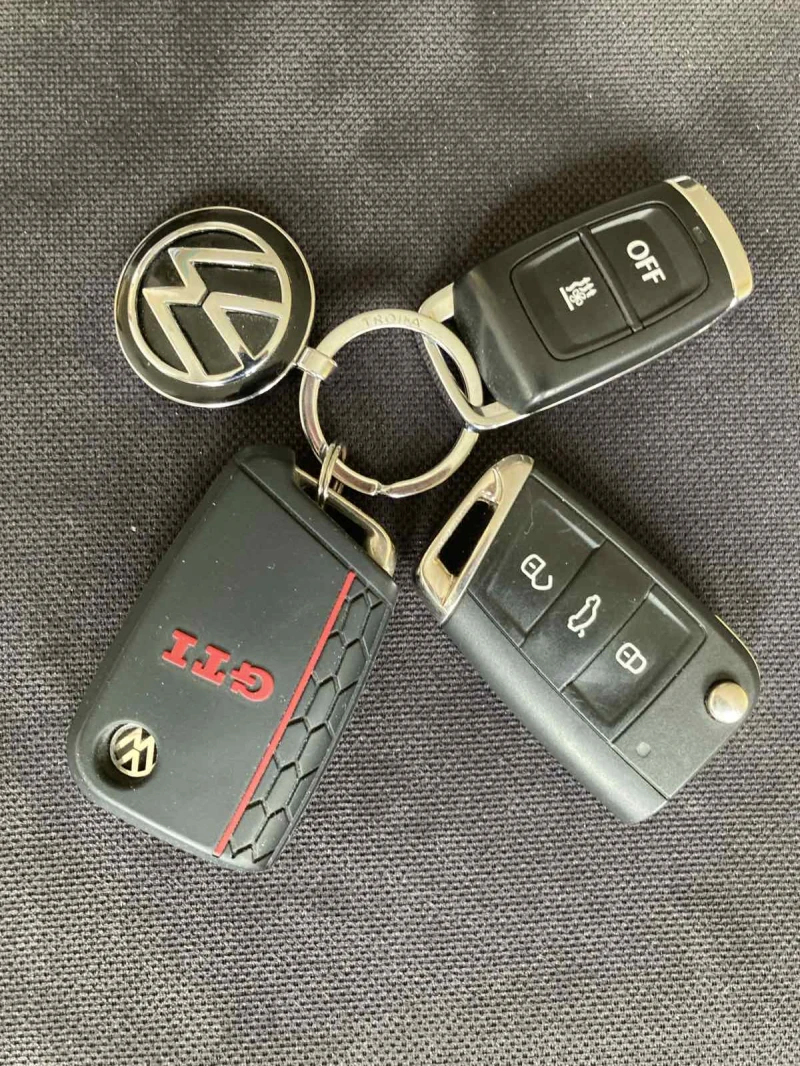 VW Golf Variant 2.0 TDI, снимка 16 - Автомобили и джипове - 52029935