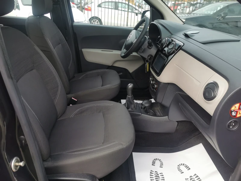 Dacia Lodgy 1, 6i GPL, снимка 12 - Автомобили и джипове - 52147555