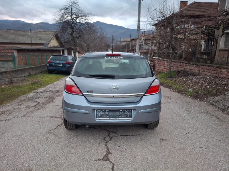 Opel Astra 1.8i.avtomatik.101500км., снимка 6 - Автомобили и джипове - 53504583
