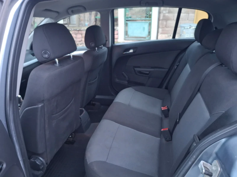 Opel Astra 1.8i.avtomatik.101500км., снимка 16 - Автомобили и джипове - 53504583