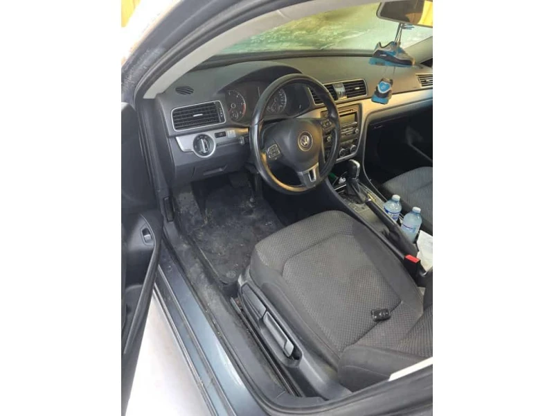 VW Passat * 4dr Sdn 2.0 TDI DSG Trendline * CARFAX * ЦЕНА ДО, снимка 2 - Автомобили и джипове - 53529216