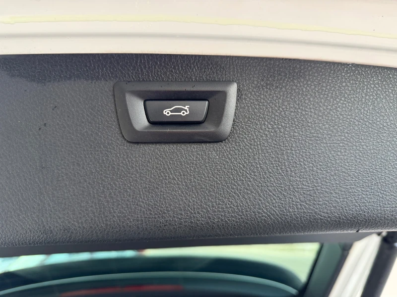 BMW 330, снимка 17 - Автомобили и джипове - 53576363