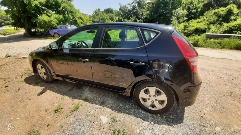 Hyundai I30, снимка 2 - Автомобили и джипове - 54011878