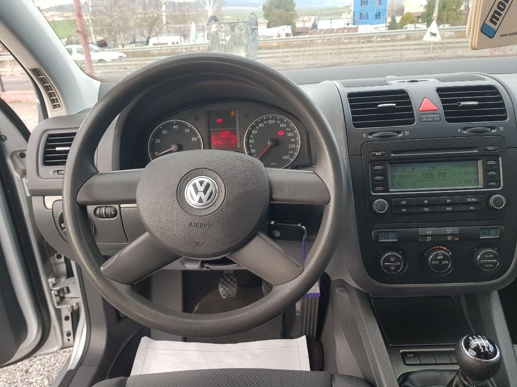 VW Golf 1.6i - изображение 10